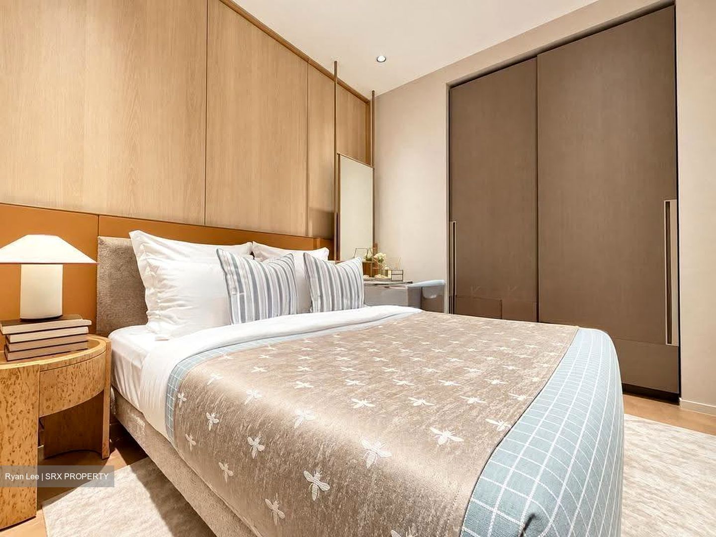 Meyer Road (D15), Condominium #618351281